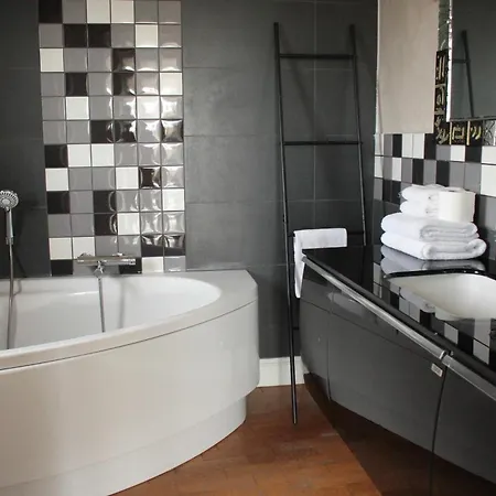 Bed and Breakfast La Pietra Nera - Etna *