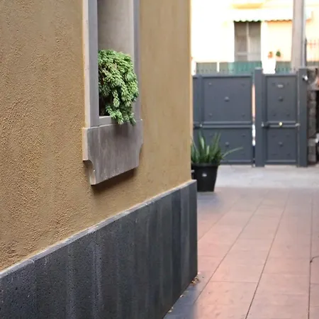 La Pietra Nera - Etna 3*