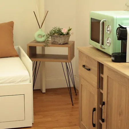 La Pietra Nera - Etna 住宿加早餐酒店 3*