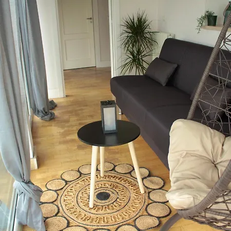 La Pietra Nera - Etna Bed & Breakfast Catania