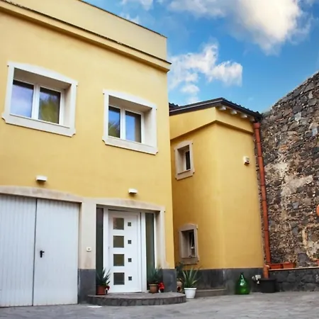 La Pietra Nera - Etna 3* 卡塔尼亚