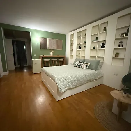 La Pietra Nera - Etna Katanya